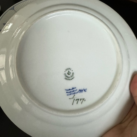 Royal Copenhagen Blue Fluted sets - Picture 6 of 9